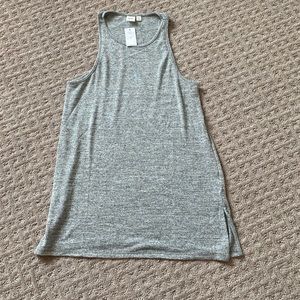 Women’s Gap tank top size XS NWT